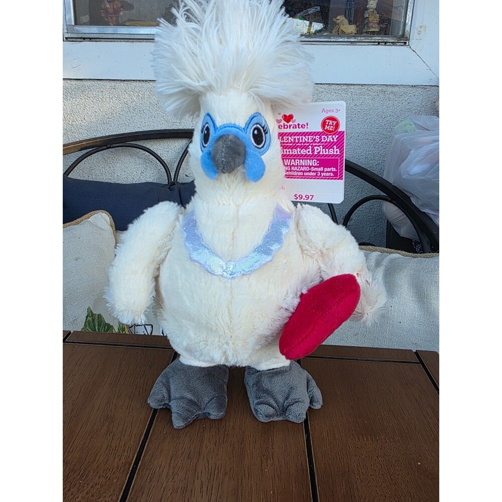 Gemmy Animated Dancing Chicken Plush Sings Pretty Girls Walk Valentines Dancing